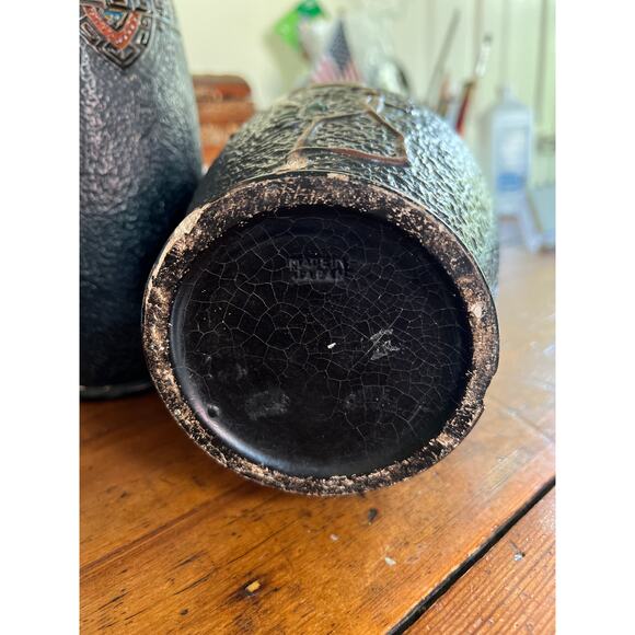 Vintage Textured Japanese Tokonabe Black Vase Bird and Flowers - Picture 6 of 6